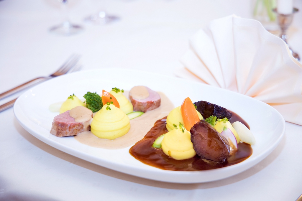 Hotelzumschwan Restaurant Speisen 3